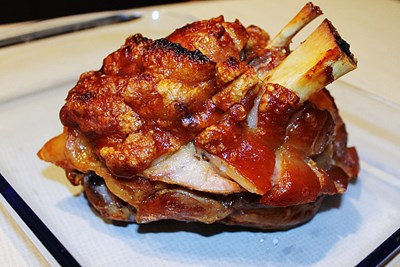 Vorschaubild Haxenessen mit deftiger Grillhaxe im November